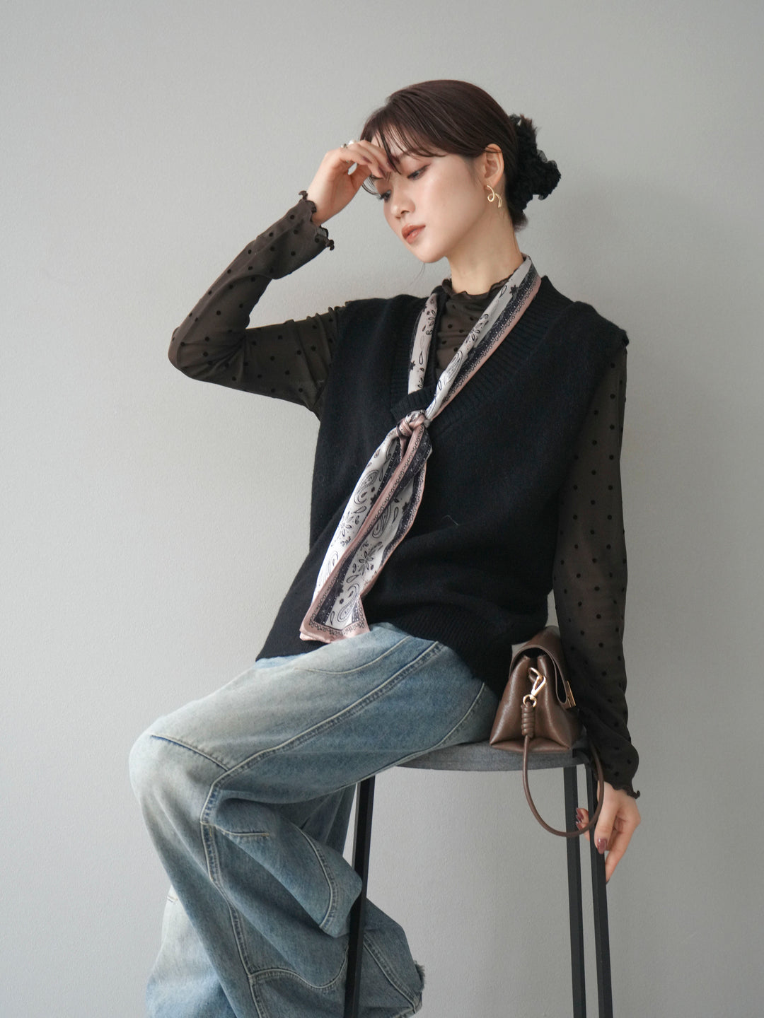 [予約]スカーフ付きニットベスト/black