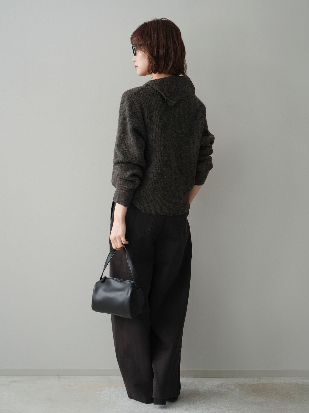 [SET]ハイネックデザインボタンニットカーディガン+コットンツイルカーブパンツ(2set)