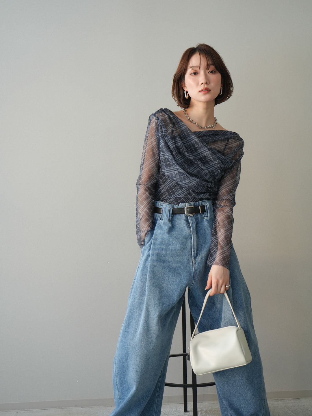 [予約]チュールバイアスチェックプリントタックネックトップス/navy
