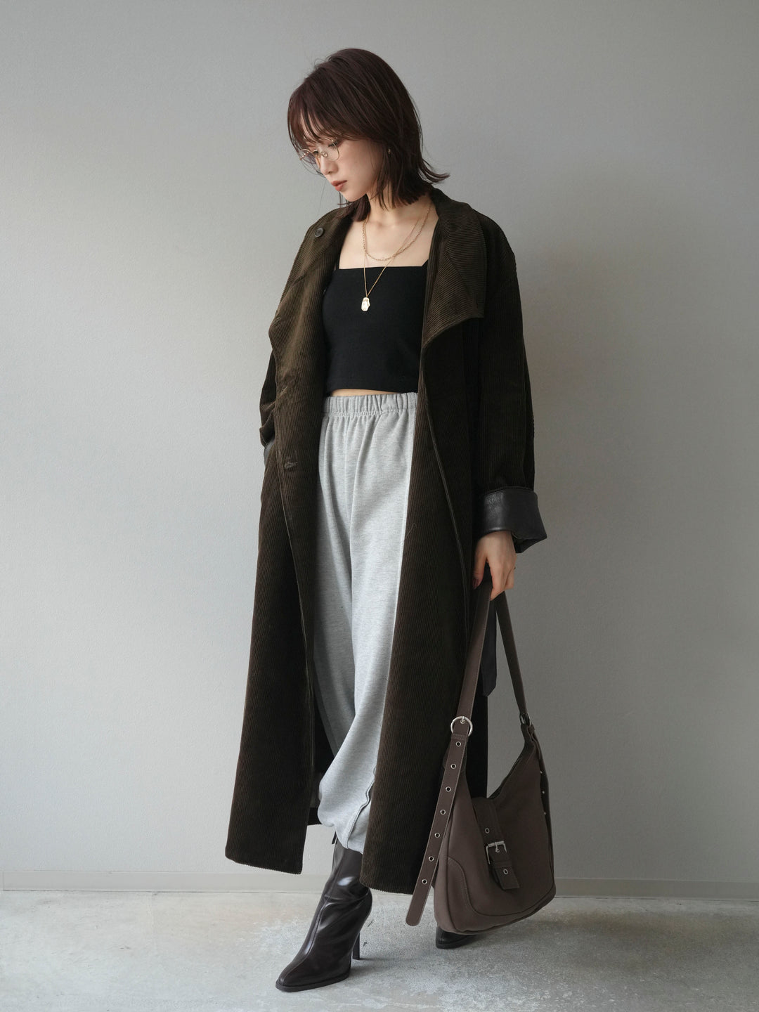 [予約]コーデュロイ折り返しレザーロングコート/khaki