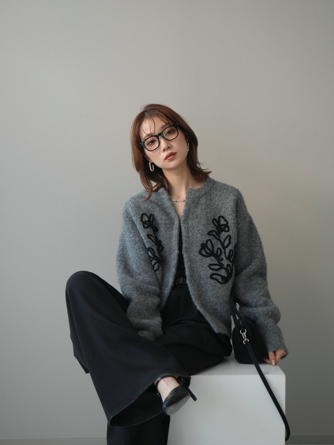 [SET]テープ刺繍ホック開きブークレニットカーディガン+ベルトループデザインワイドパンツ(2set)