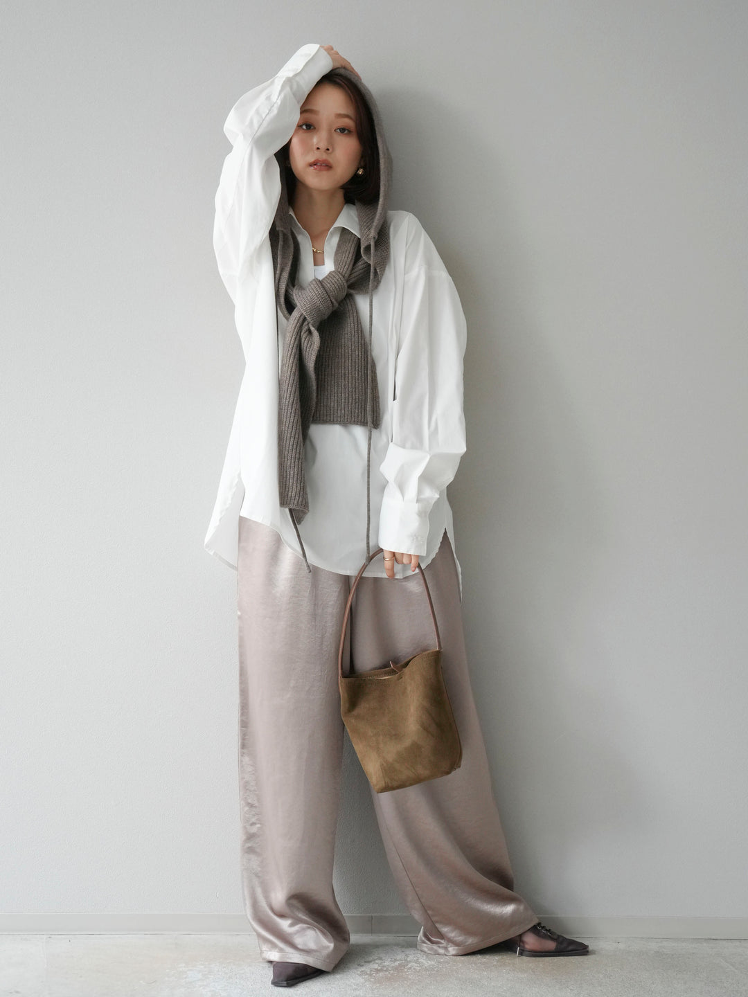 [予約]サテンラインワイドパンツ/グレージュ