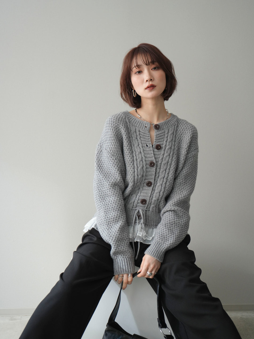[予約]裾レースケーブルニットカーディガン/gray