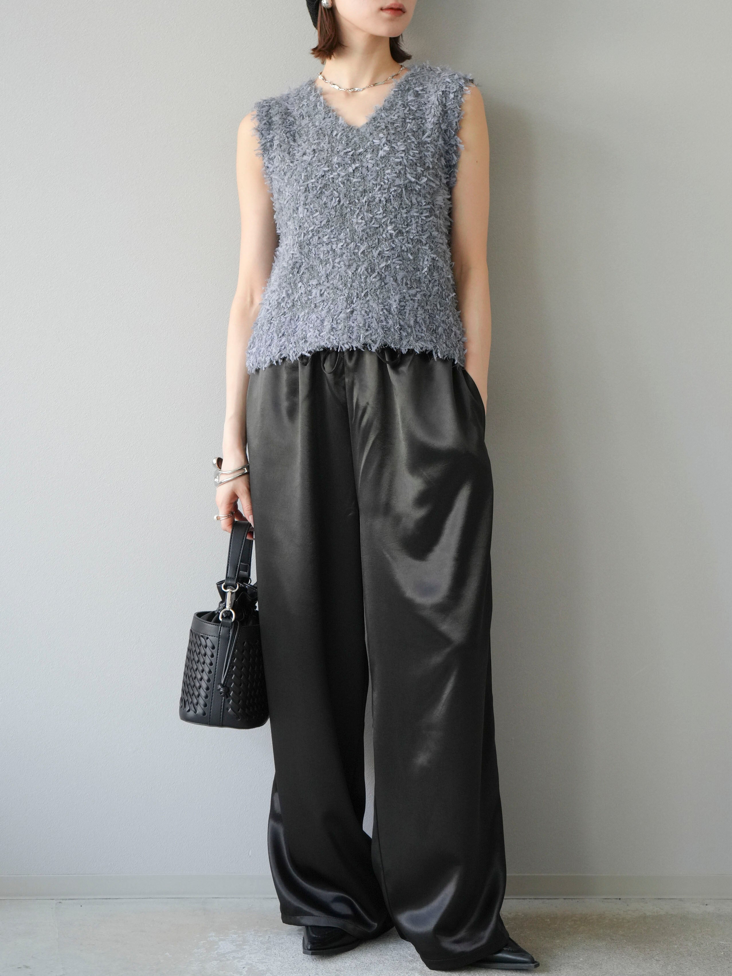 予約]サテンラインワイドパンツ/ブラック – Lumier