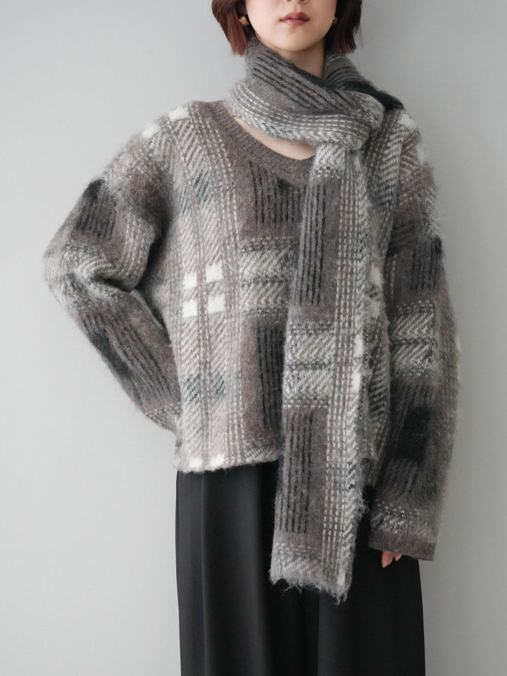 [予約]ストール付シャギーチェックニットプルオーバー/brown