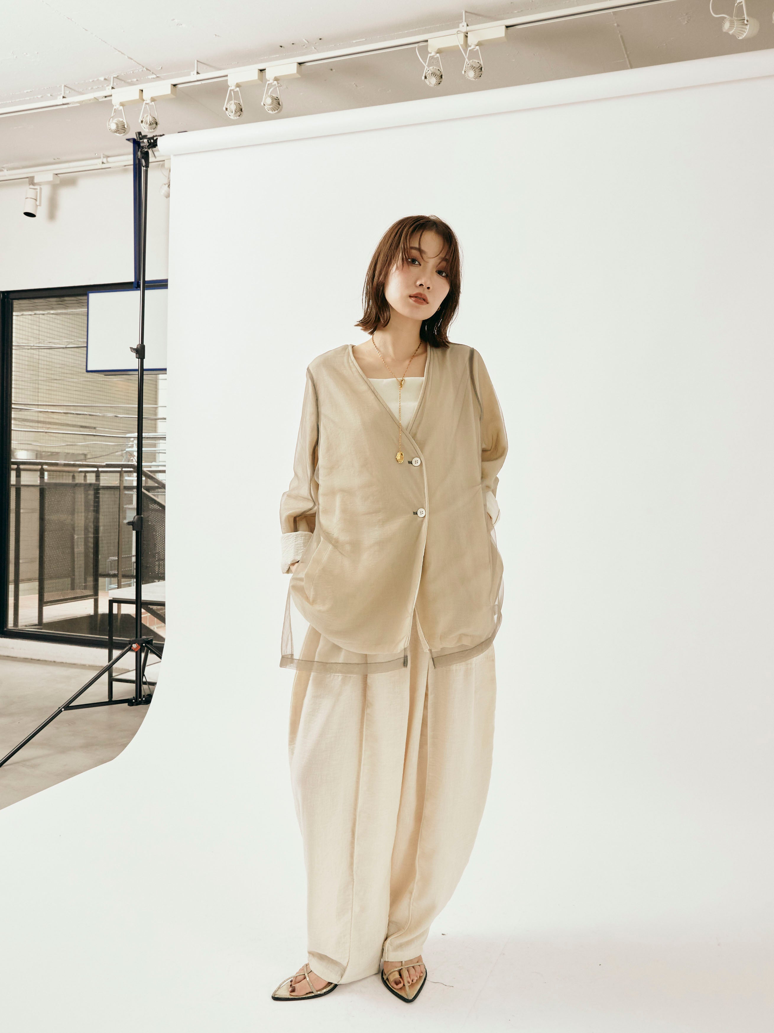 予約]リネンライクベイカーバルーンパンツ/アイボリー – Lumier