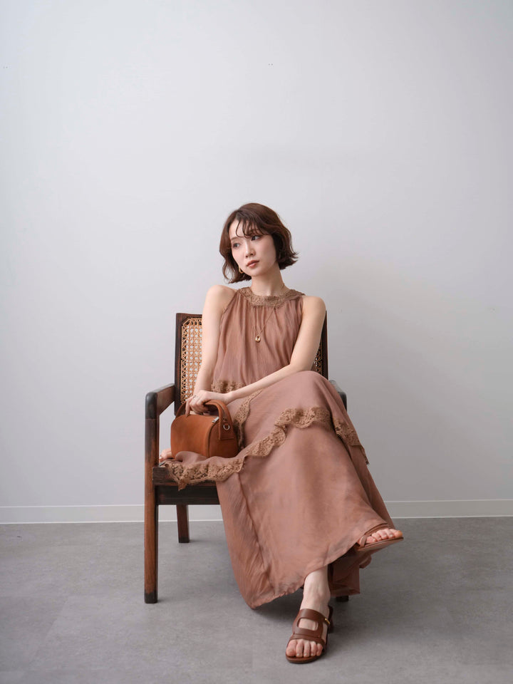 [予約]レースヘムティアードノースリドレス/brown