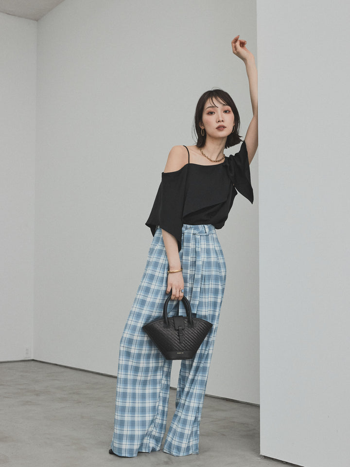 [SET]ワンショルラッフルブラウス+チェック柄ワイドパンツ(2set)