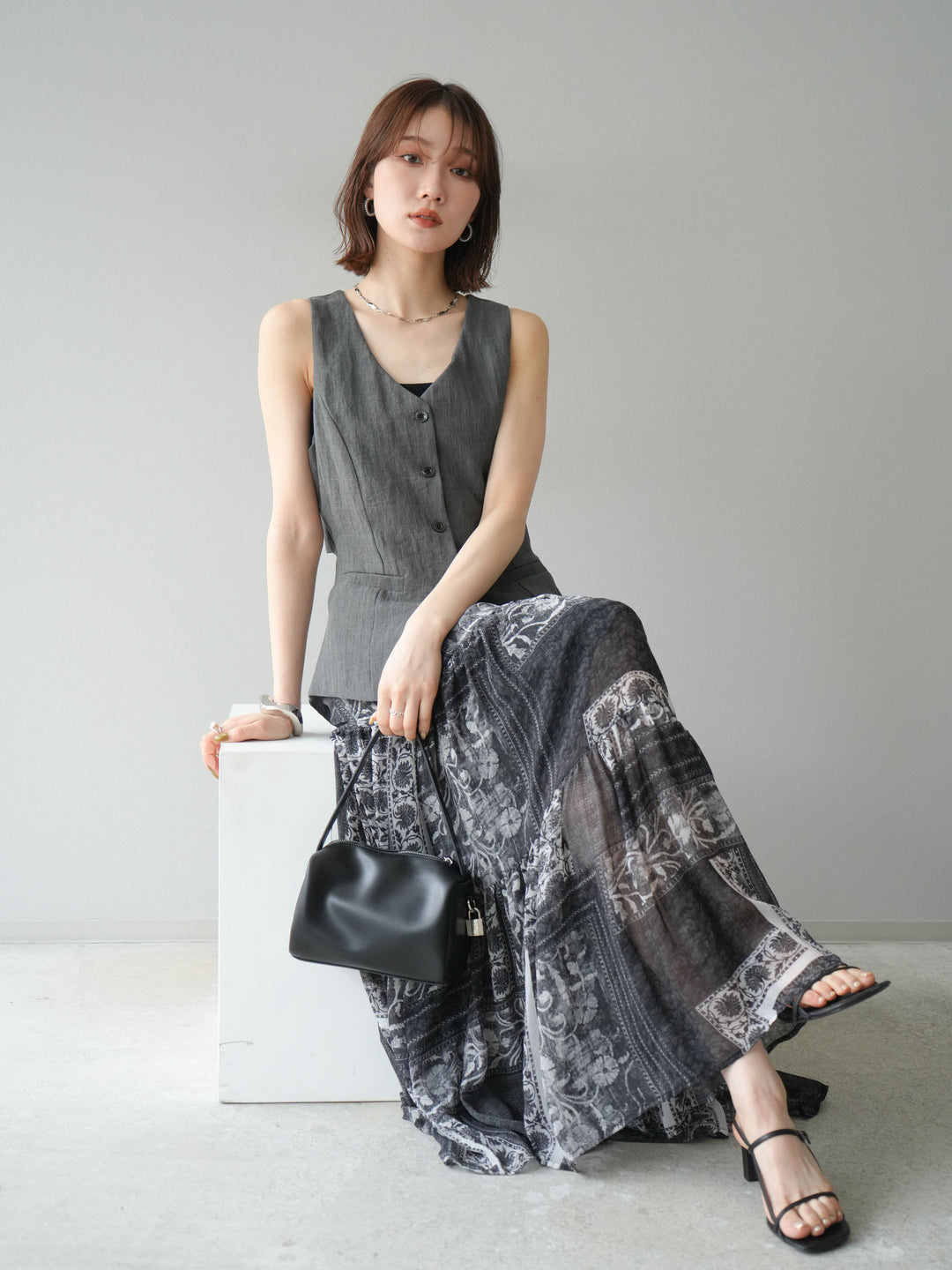 [SET]リネンタッチバックオープンベスト＆ニュアンス柄マキシスカートSET UP(2set)