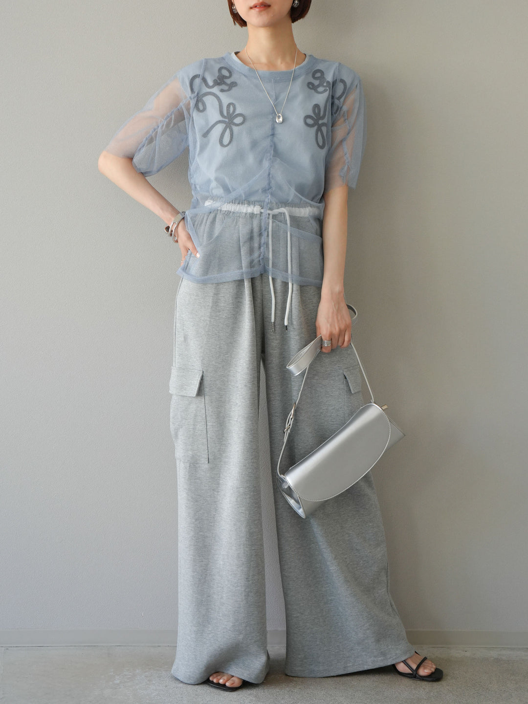 [SET]ラメチュールシャーリングプルオーバー+コード刺繍フレンチスリーブTシャツ+ウエストラインサイドポケットスウェットパンツ(3set)