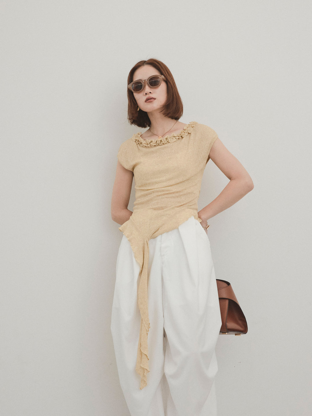 [套裝] 荷葉邊透視針織背心 + 設計環側褶褲 (2 套)