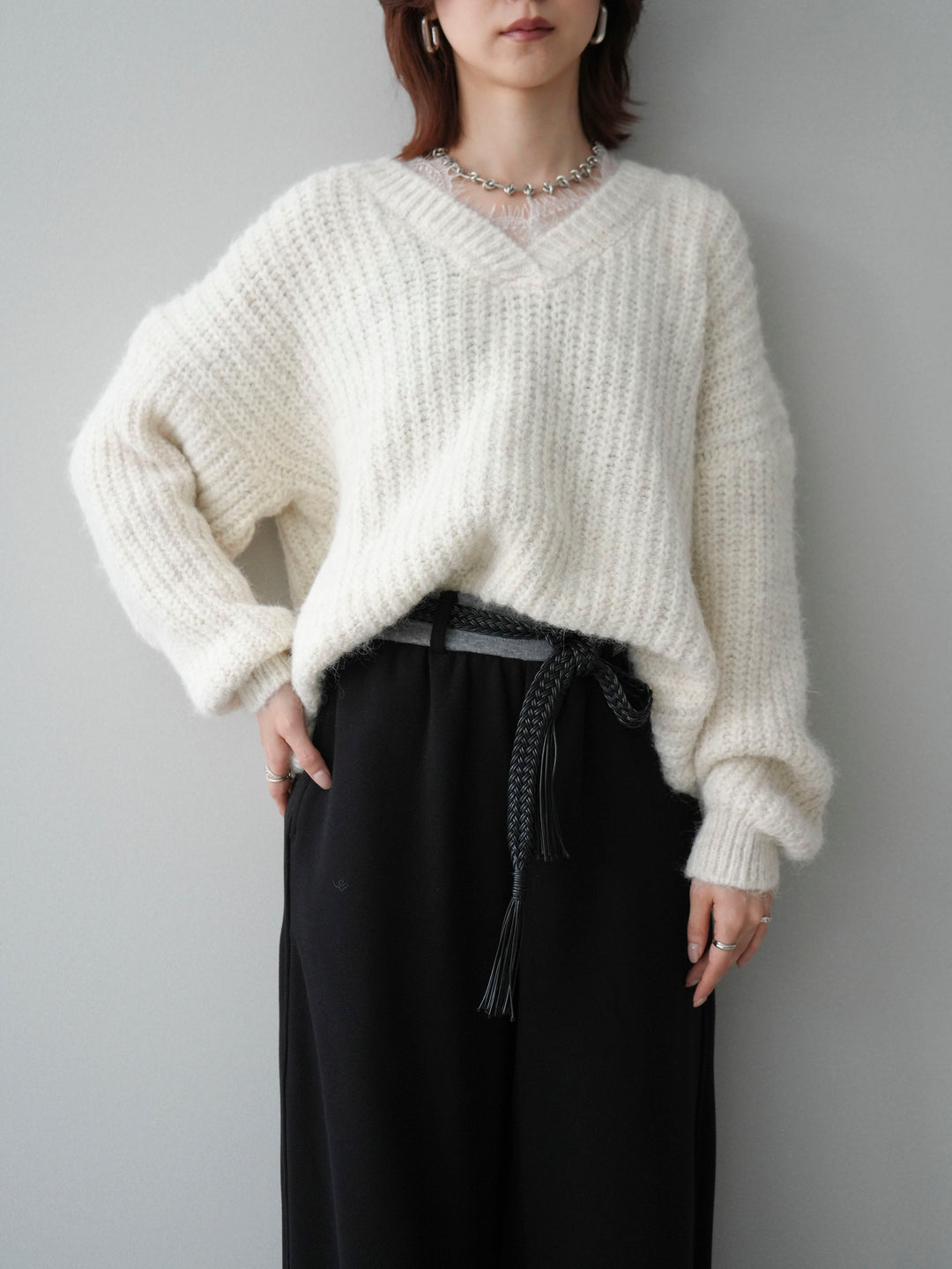 [SET]Vネックレースニットプルオーバー+編み込みベルト付きウエスト配色スエットパンツ(2set)