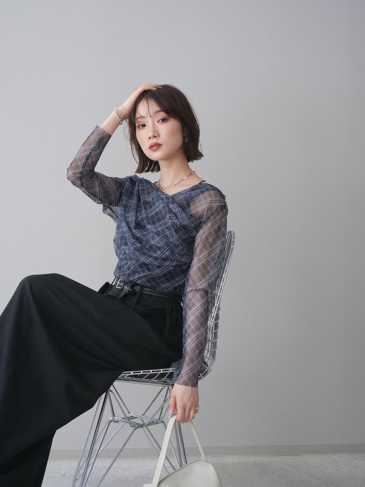 [予約]チュールバイアスチェックプリントタックネックトップス/navy