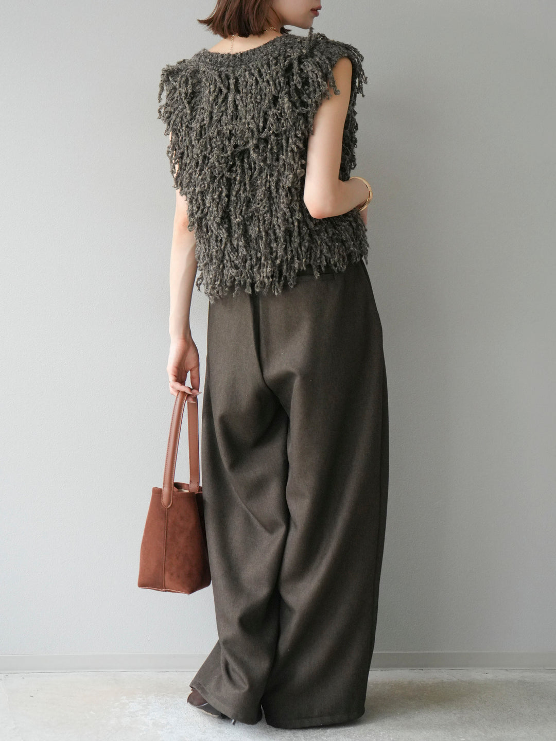 [予約]レザーパイピングタックワイドパンツ/ブラウン