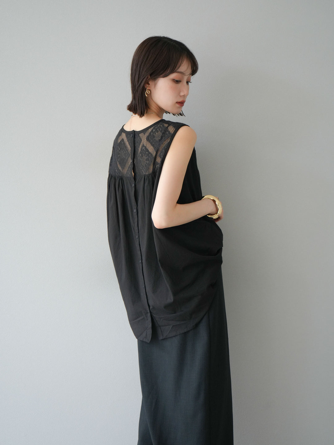 [予約]インド製コットンレース切替ノースリブラウス/ブラック