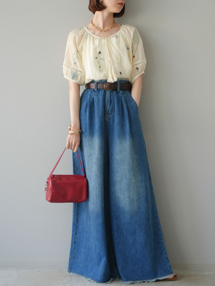 【預購】花朵刺繡半身襯衫/象牙白