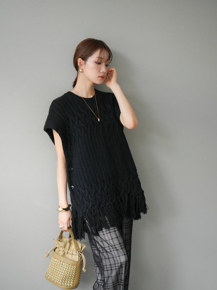 [予約]ケーブルニットフリンジベスト/ブラック