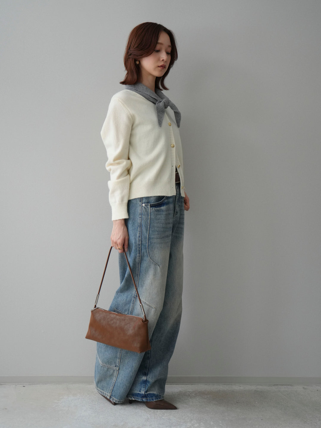 [SET]デザイン襟ニットカーディガン+ベルト付カーブデニムパンツ(2set)