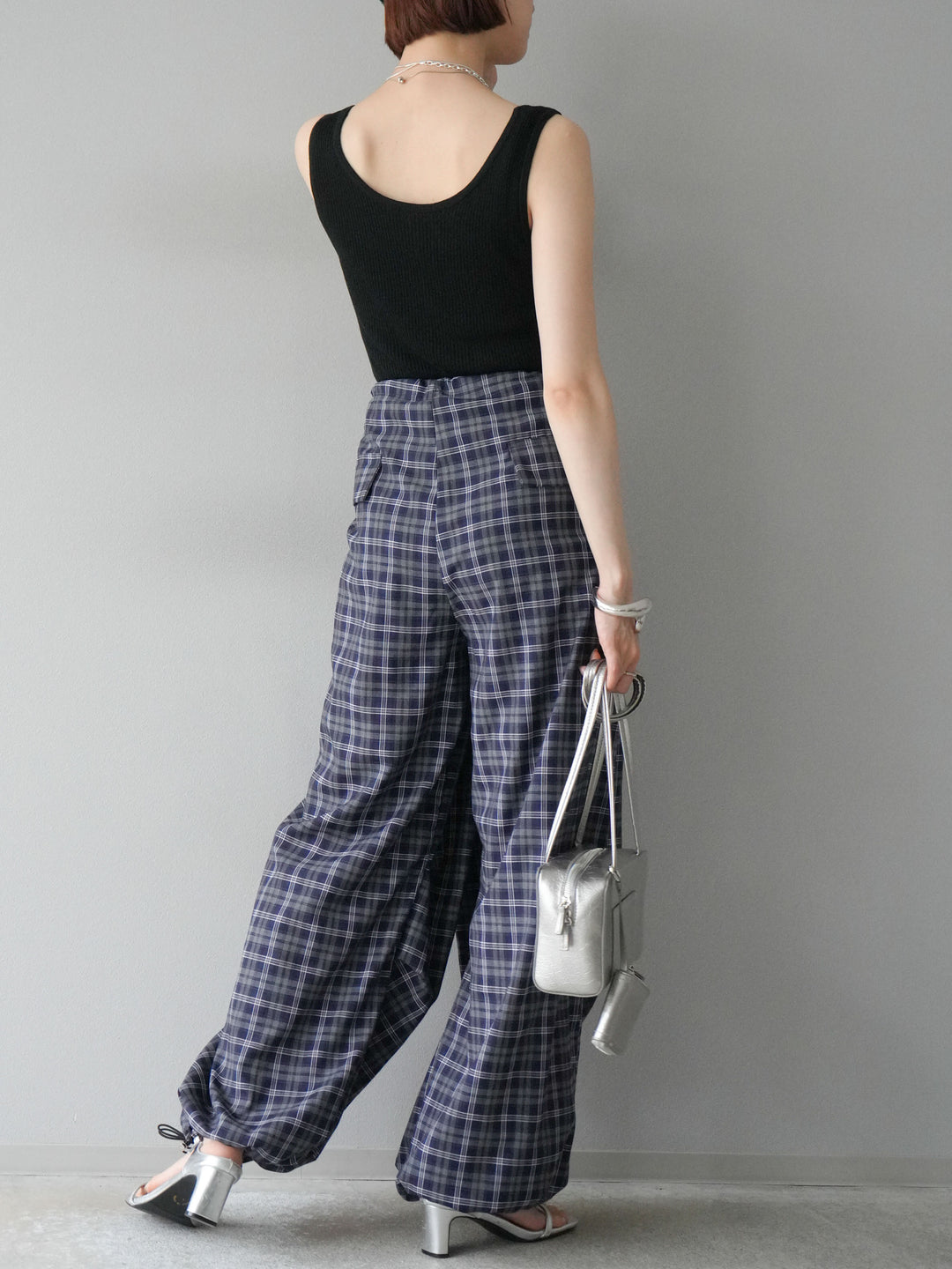[予約]チェック柄ウエスト巻きドロストパンツ/ネイビー