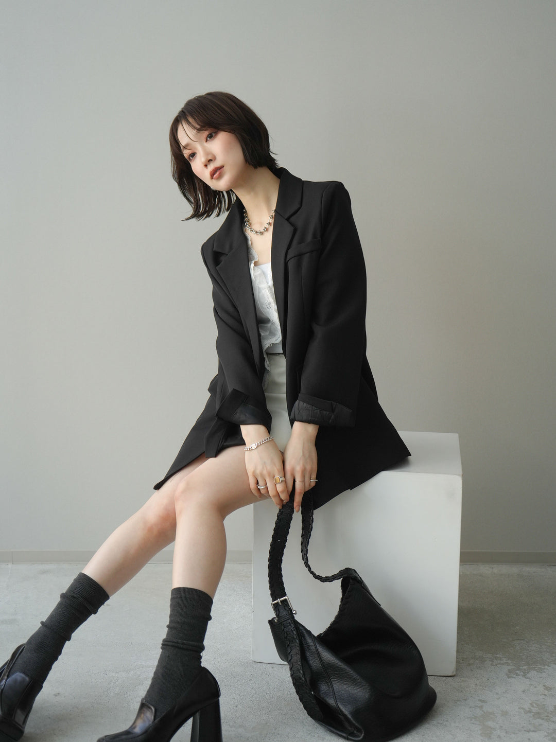 [SET]バックスリットデザインジャケット+ノースリサテンレースキャミソール+ベルト付カーゴミニスカート(3set)