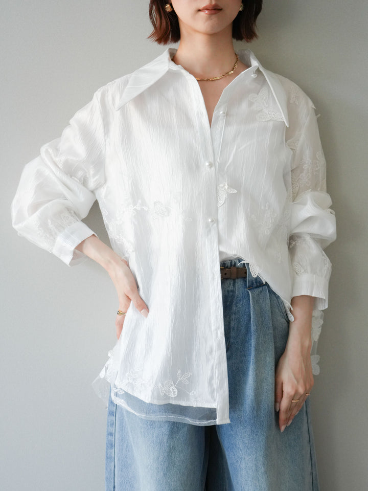 [予約]3Dバタフライエンブロイダリーブラウス/white