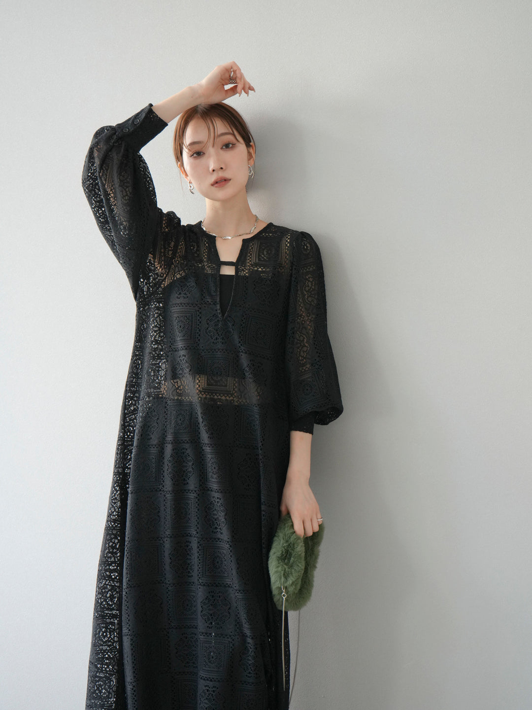 【套裝】塊蕾絲捲袖洋裝+塊蕾絲寬褲（2套）