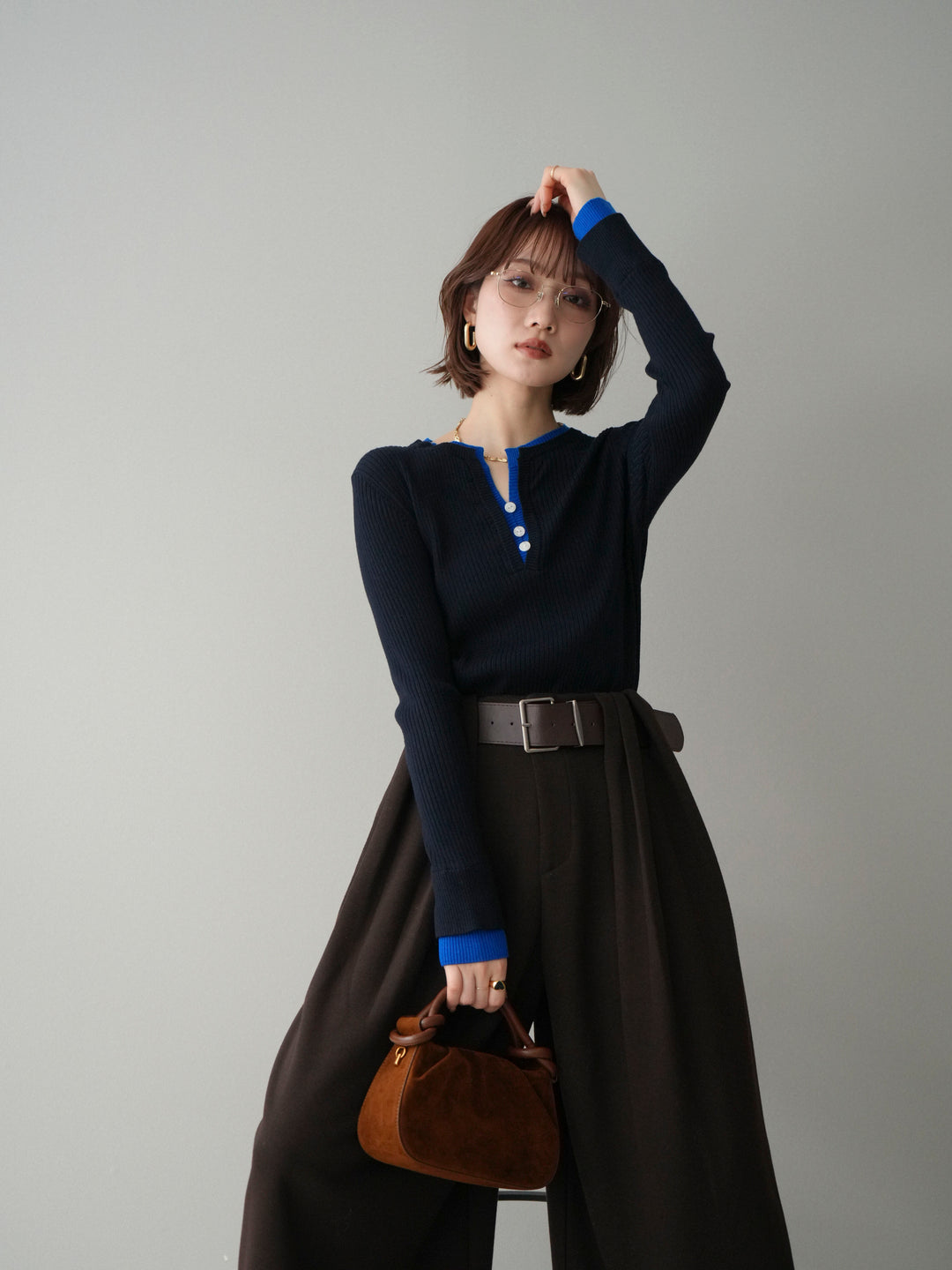 [予約]バイカラーキーネックリブニットトップス/blue