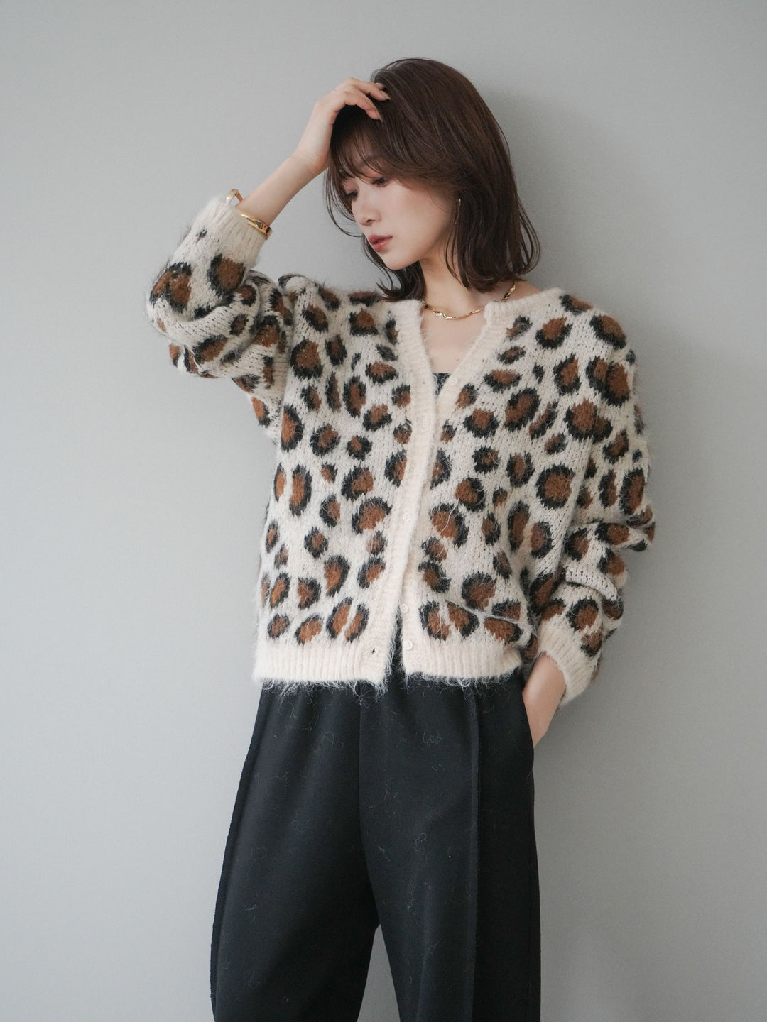 [SET]モヘアタッチレオパード柄ニットカーディガン+モヘアタッチレオパード柄ニットカーディガン(2set)