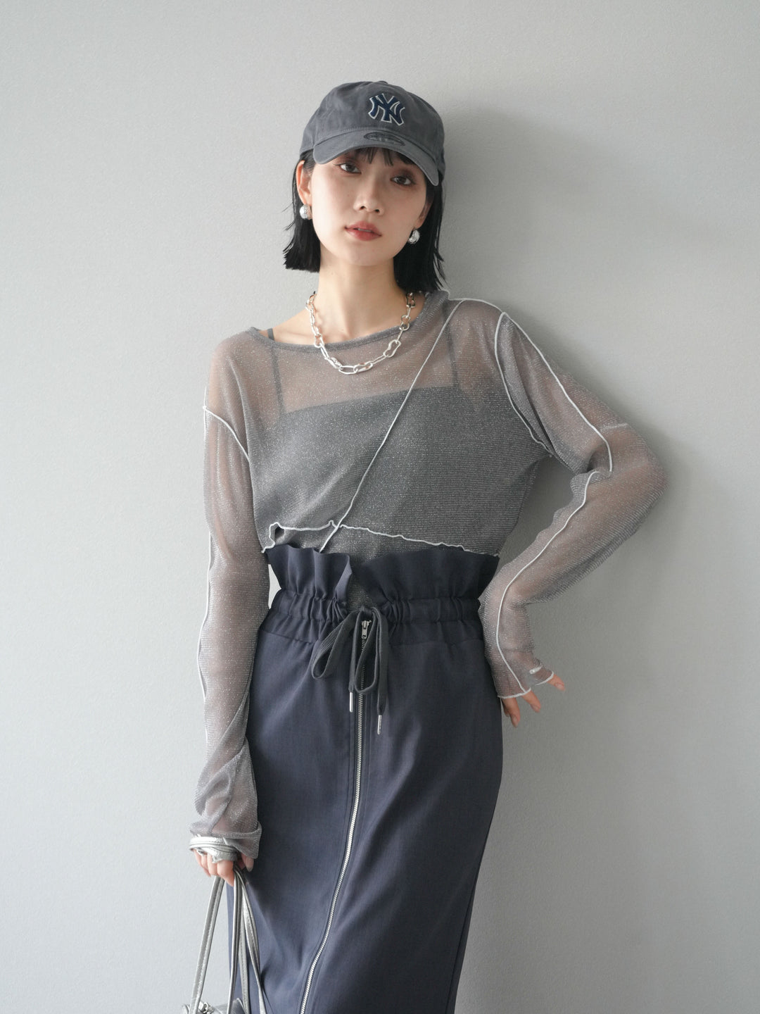 [予約]ラメシアーバイカラーメロープルオーバー/チャコール