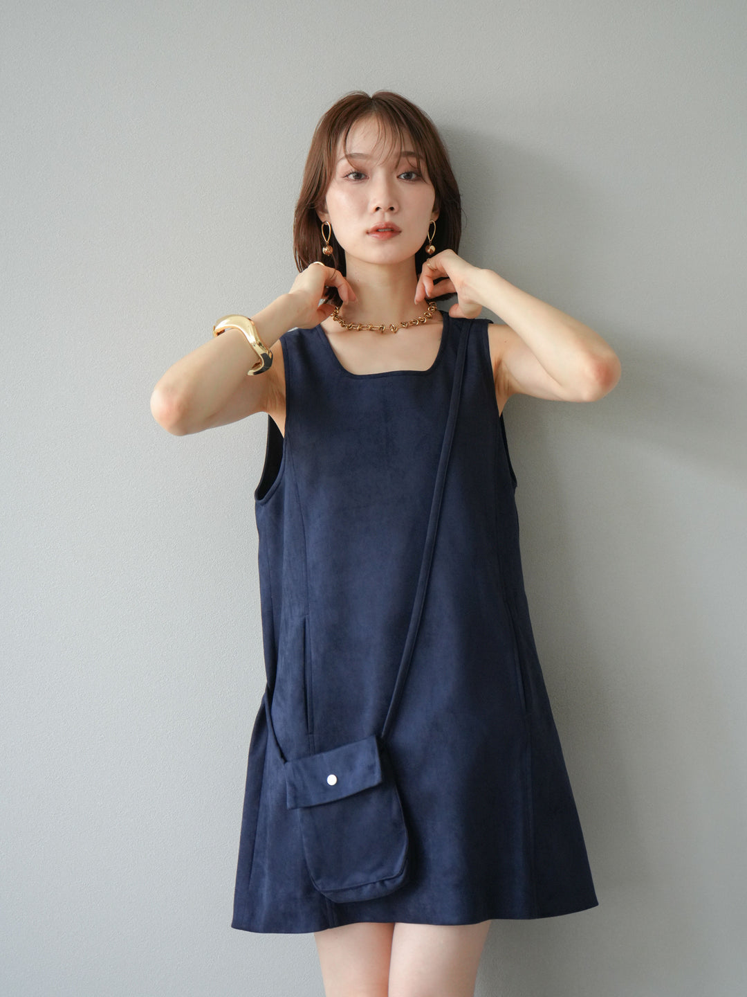 [予約]ショルダーポーチ付スウェードミニワンピース/ネイビー