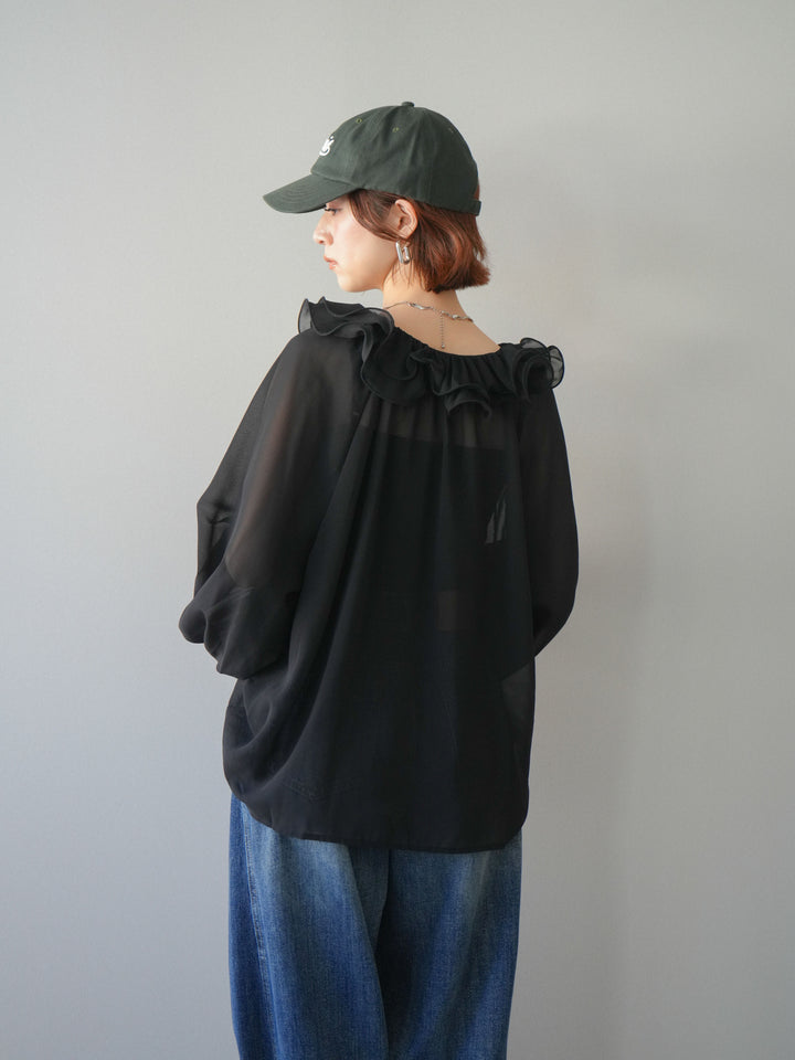 [予約]ラッフルネックシアーブラウス/black