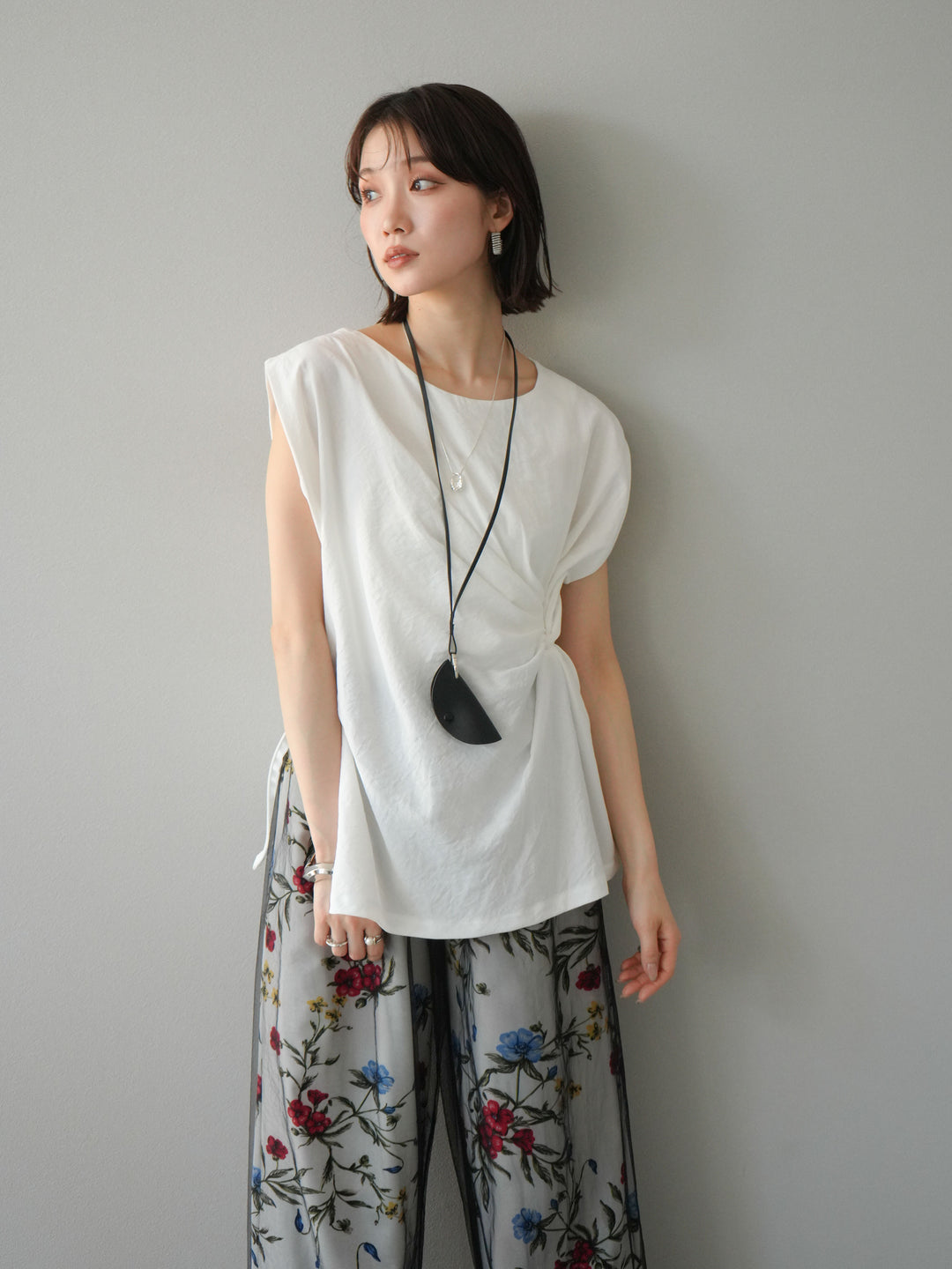 [預訂] 側扭法式上衣/象牙白