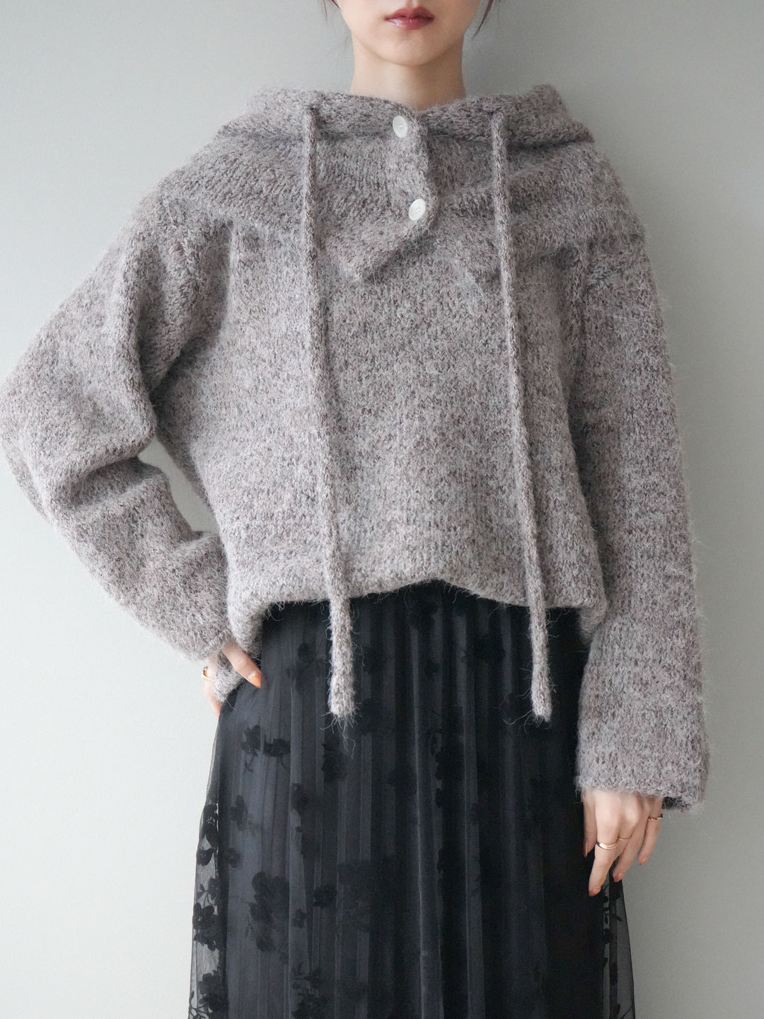 [SET]バラクラバSETニットプルオーバー+フラワーフロッキーチュールプリーツスカート(2set)