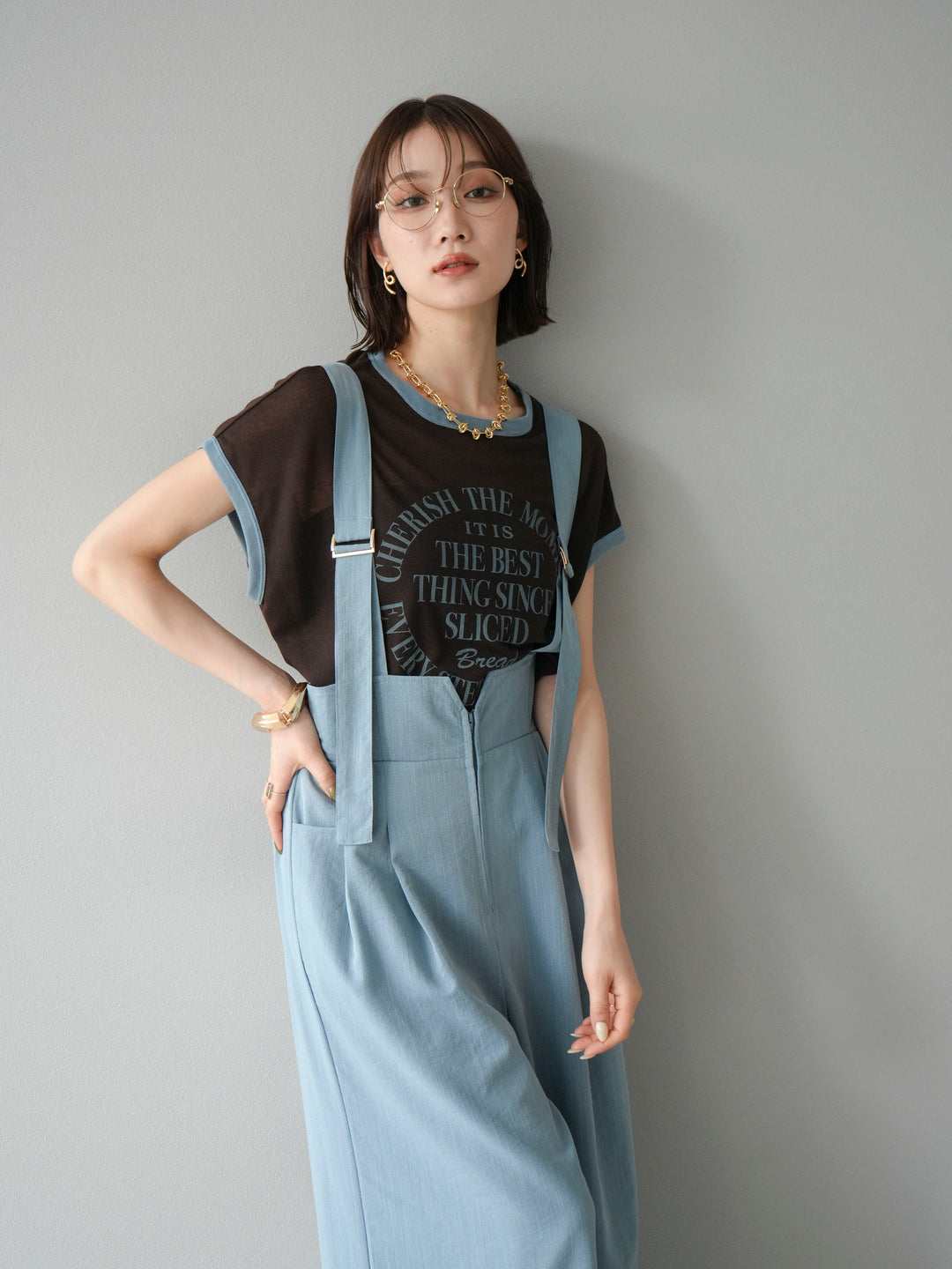 [SET]ストリングデザインハイウエストサロペット+シアーフライス ロゴプリントT (2set)