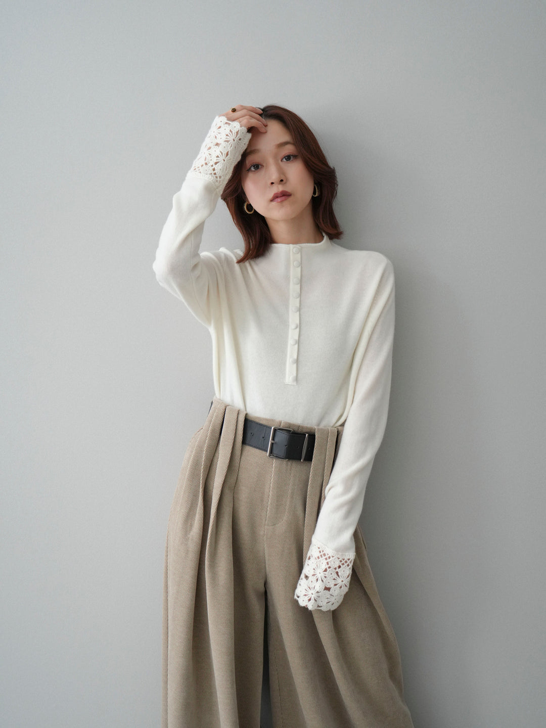 [SET]袖スカラップレースフロントボタンウールニットトップス+ベルトデザインループコールテンワイドパンツ(ベルト付き)(2set)