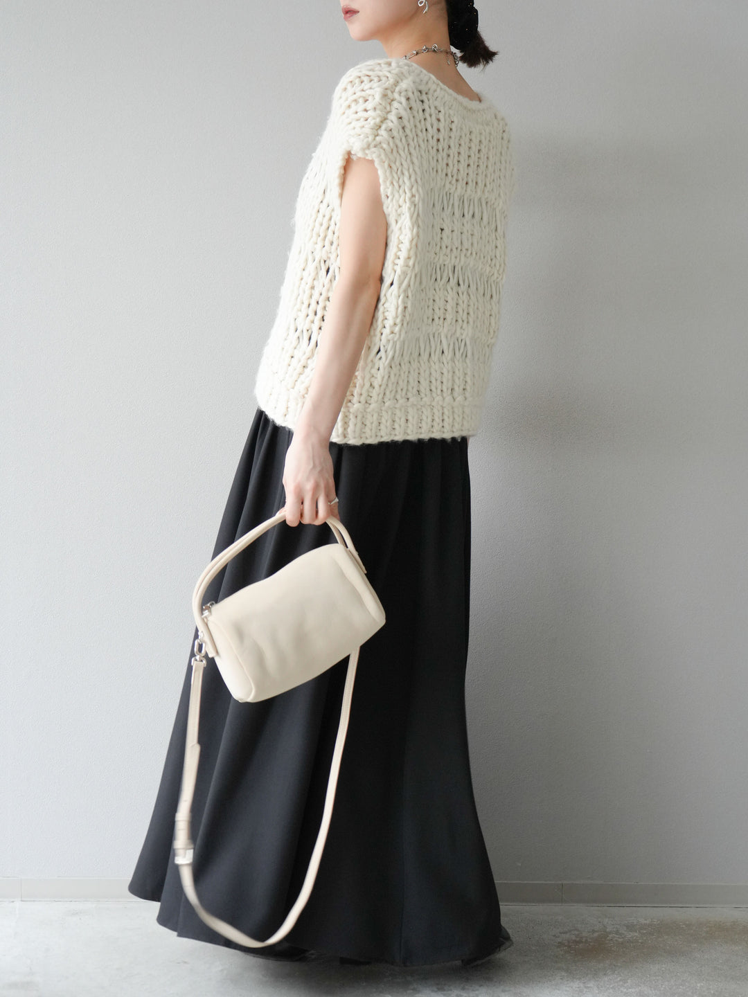 [予約]エステルプリーツスリットスカート/ブラック