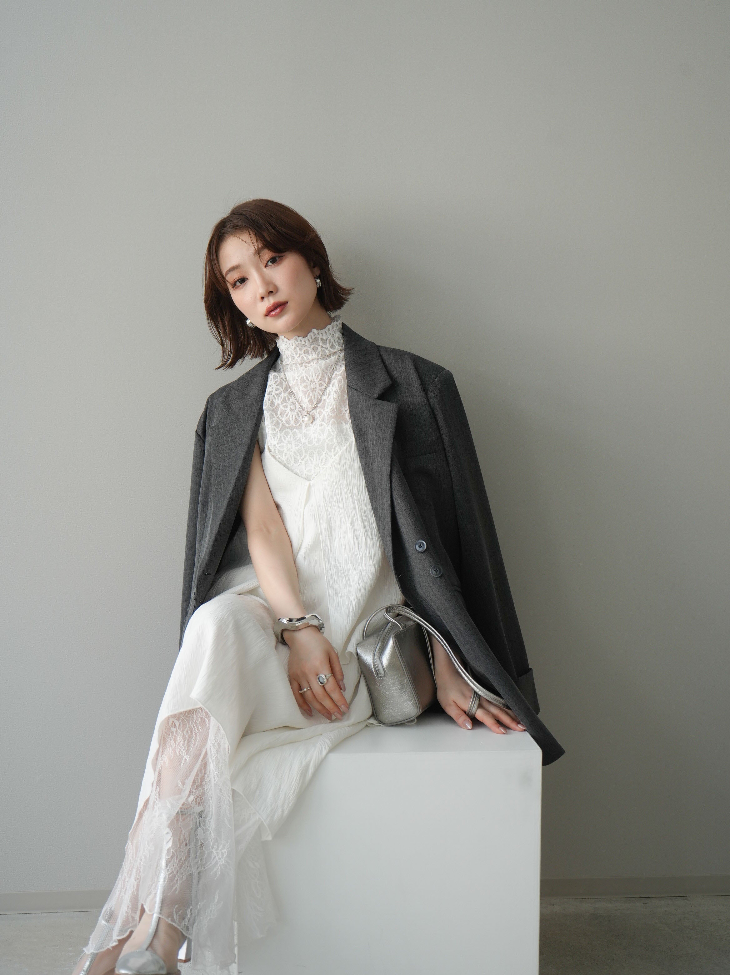 予約]レース切替アシンメトリーワンピース/white – Lumier