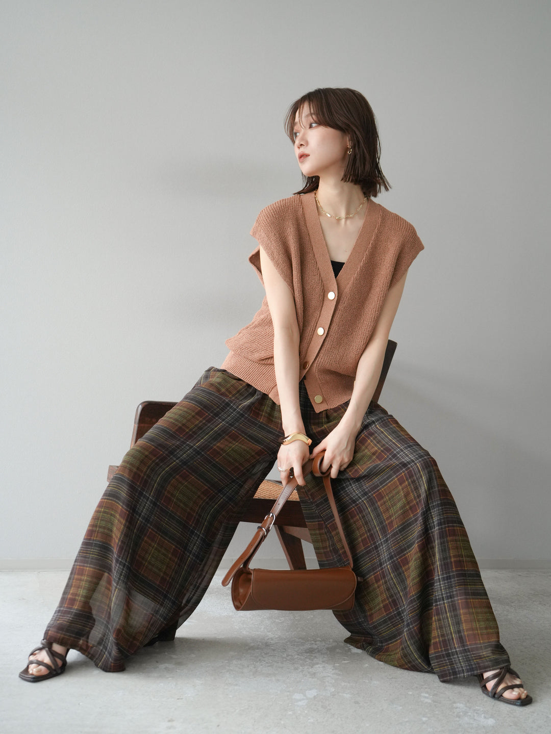 [SET] 透明格紋寬鬆褲 + 柳色寬鬆褲 (2 套)