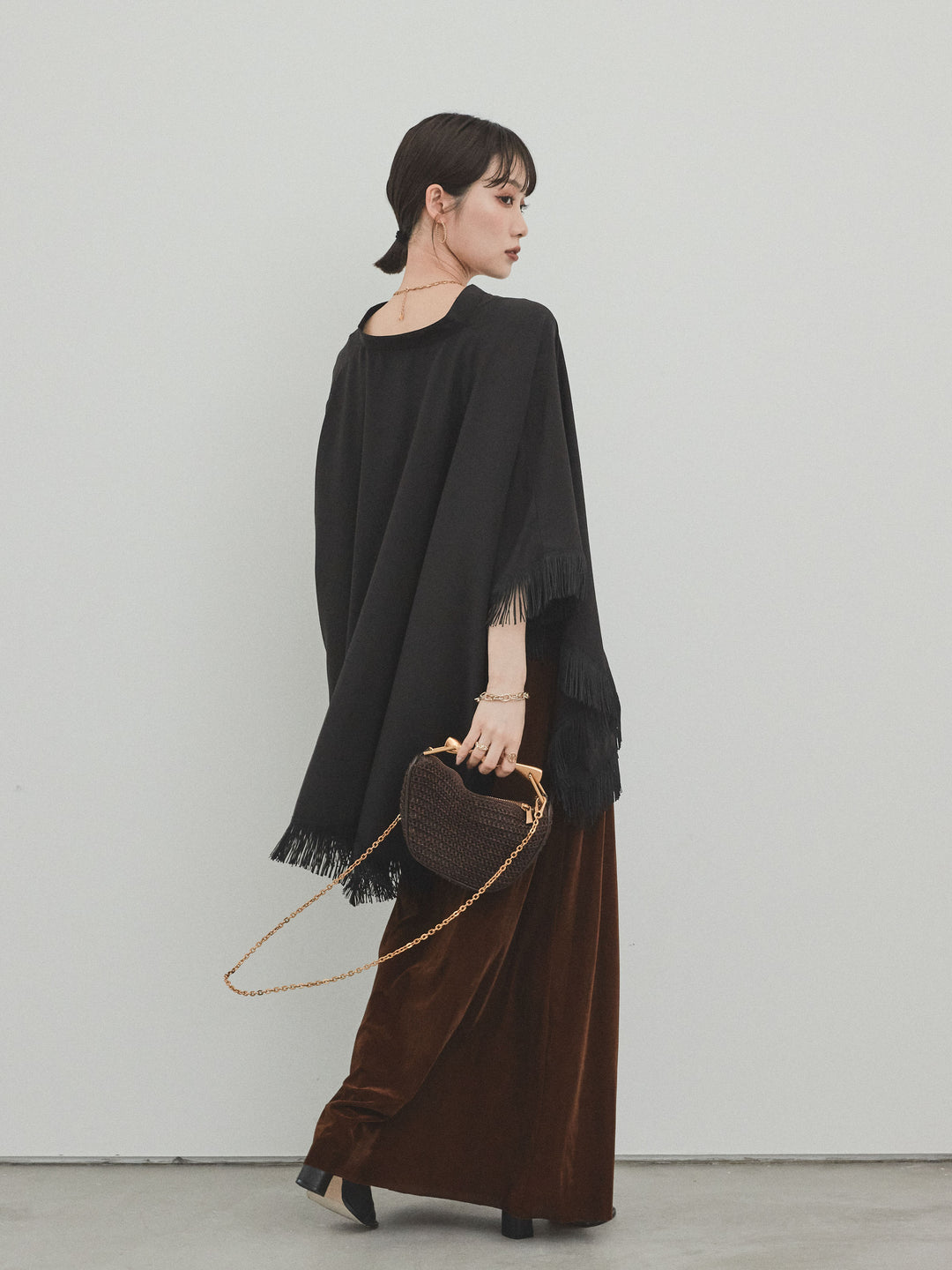 [SET] 方形流蘇斗篷襯衫 + 天鵝絨短裙 (2set)