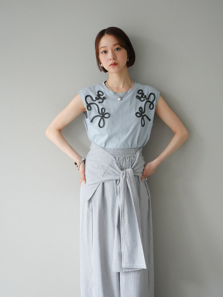 [SET]コード刺繍フレンチスリーブTシャツ+ウエスト巻きストライプイージーパンツ(2set)