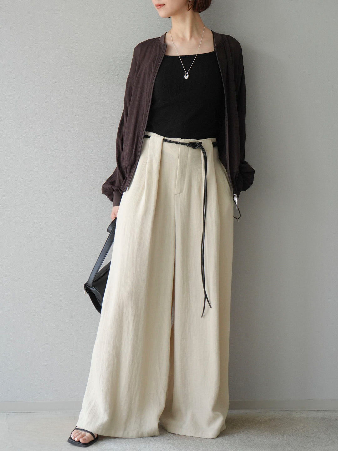 【預購】繩紋設計腰帶亞麻觸感寬褲/米色