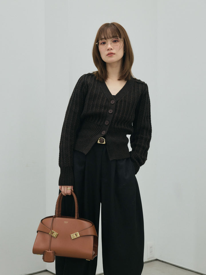 【Allure】[SET]編みこみVネックニットカーディガン+モックスカルゼサイドタックコクーンパンツ(2set)