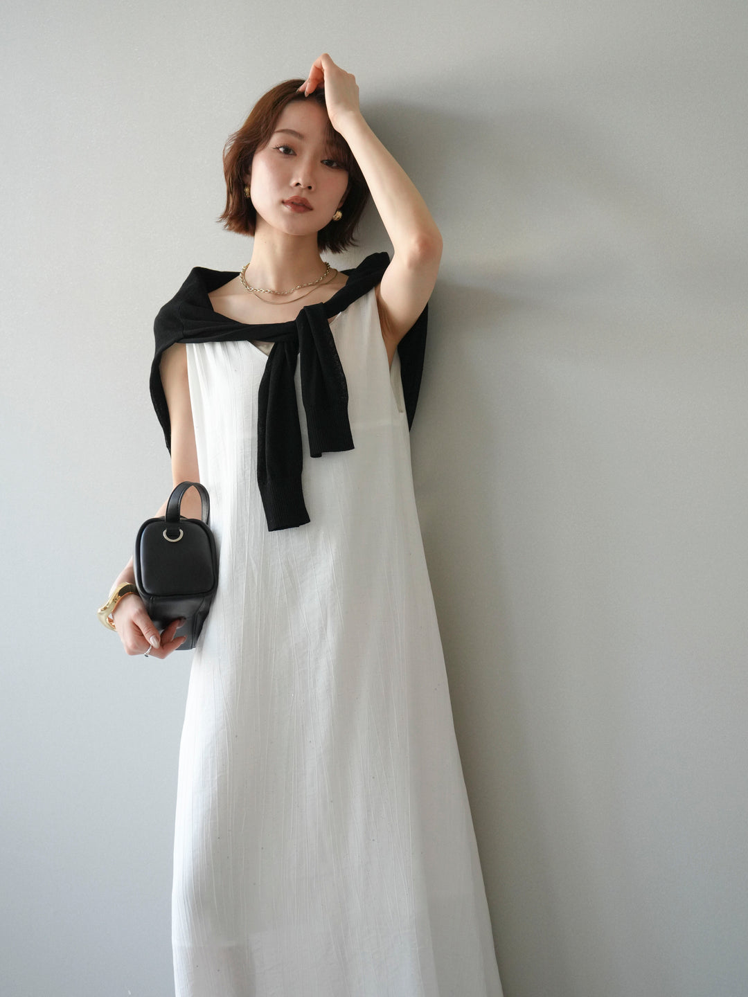 [予約]ラメツイストストラップVバックドレス/white