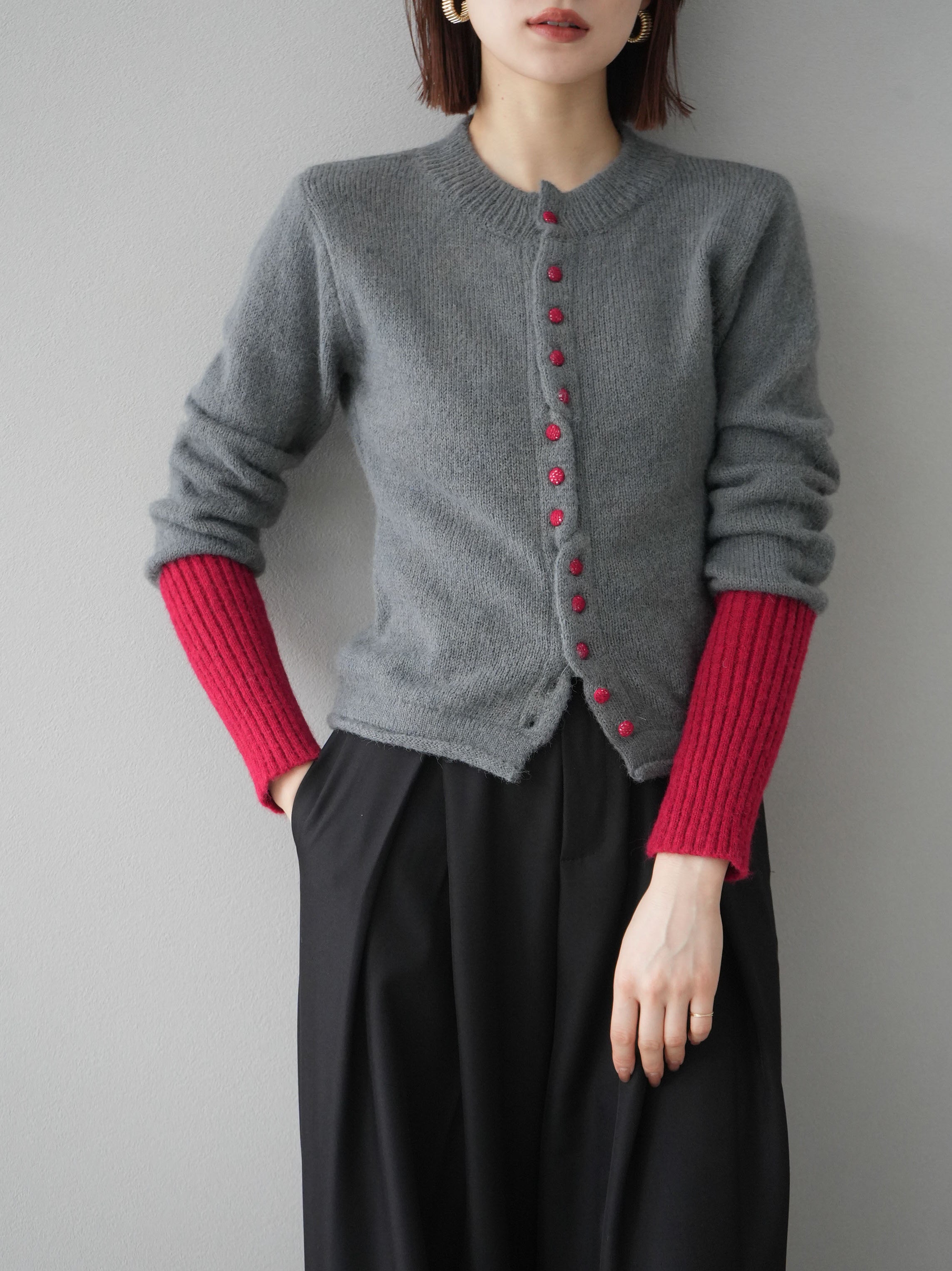 予約]ニットボタン配色デザインカーディガン/ライトグレー – Lumier