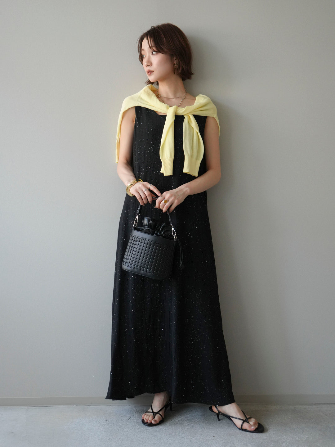 [予約]ラメツイストストラップVバックドレス/black