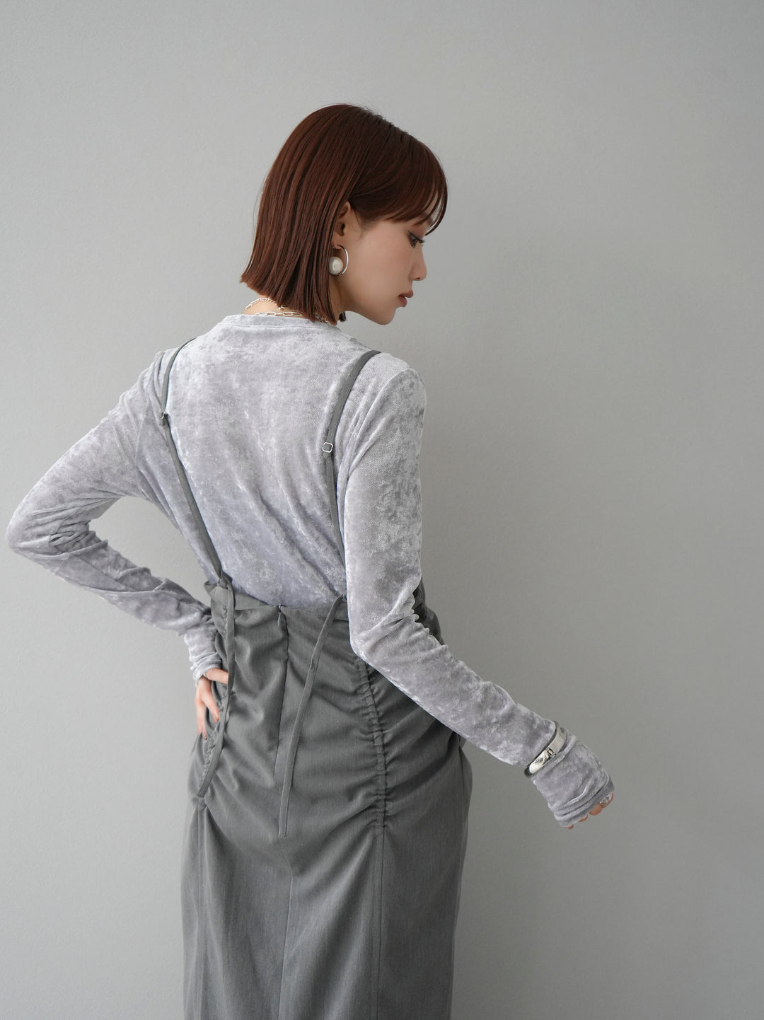 【預購】褶皺吊帶裙/炭灰