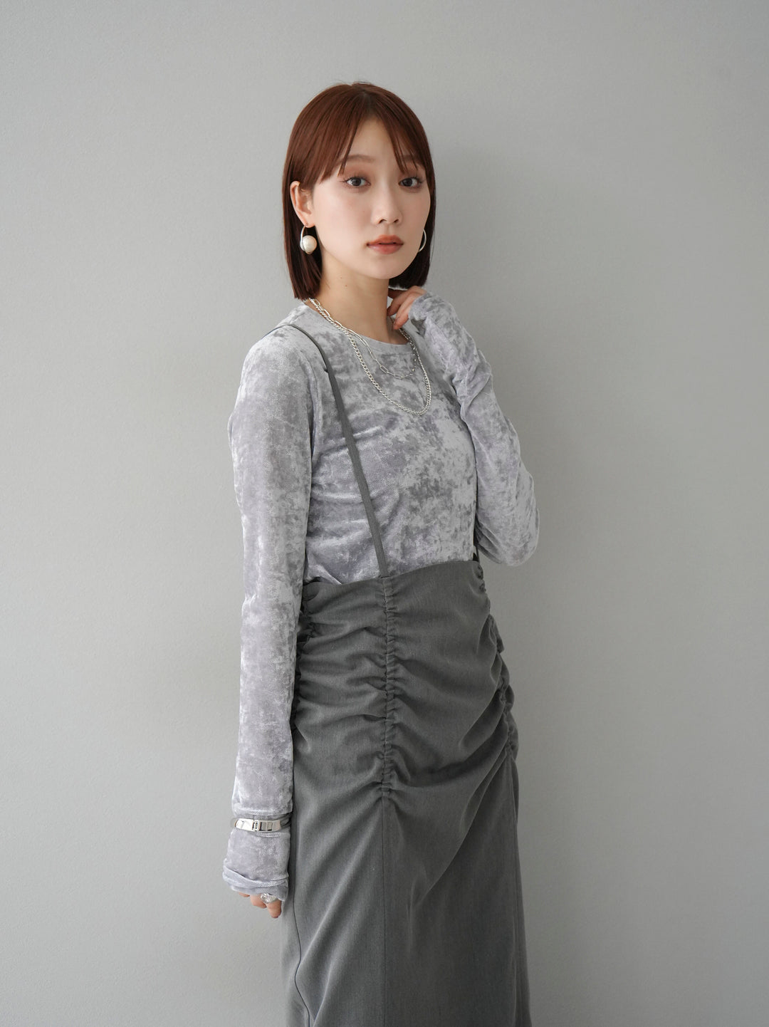 【預購】褶皺吊帶裙/炭灰