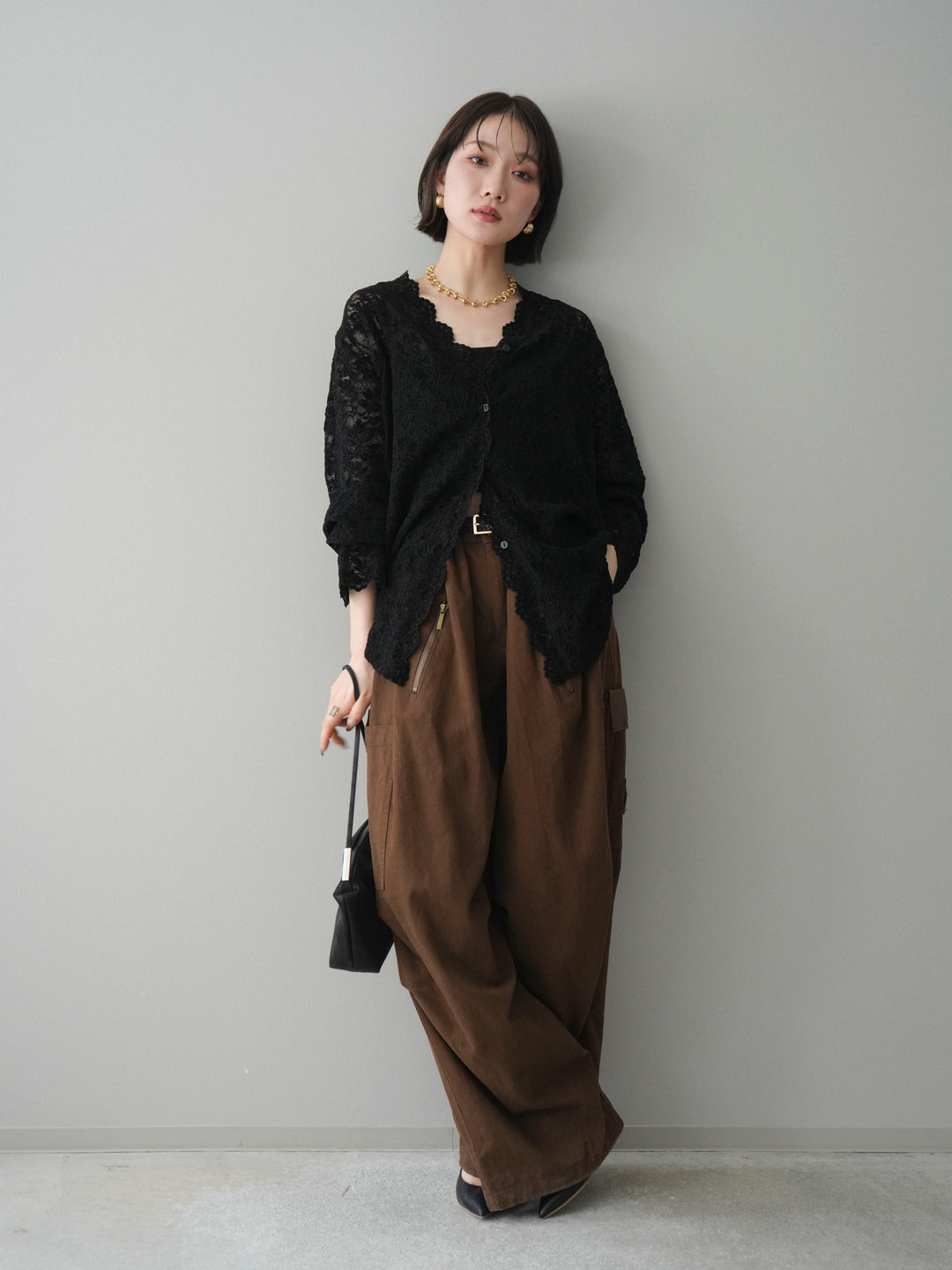 [予約]Vネックレースブラウス/black