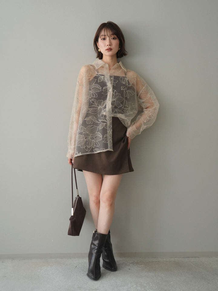 [予約]チュールフラワー刺繍オーバーシャツ/ecru