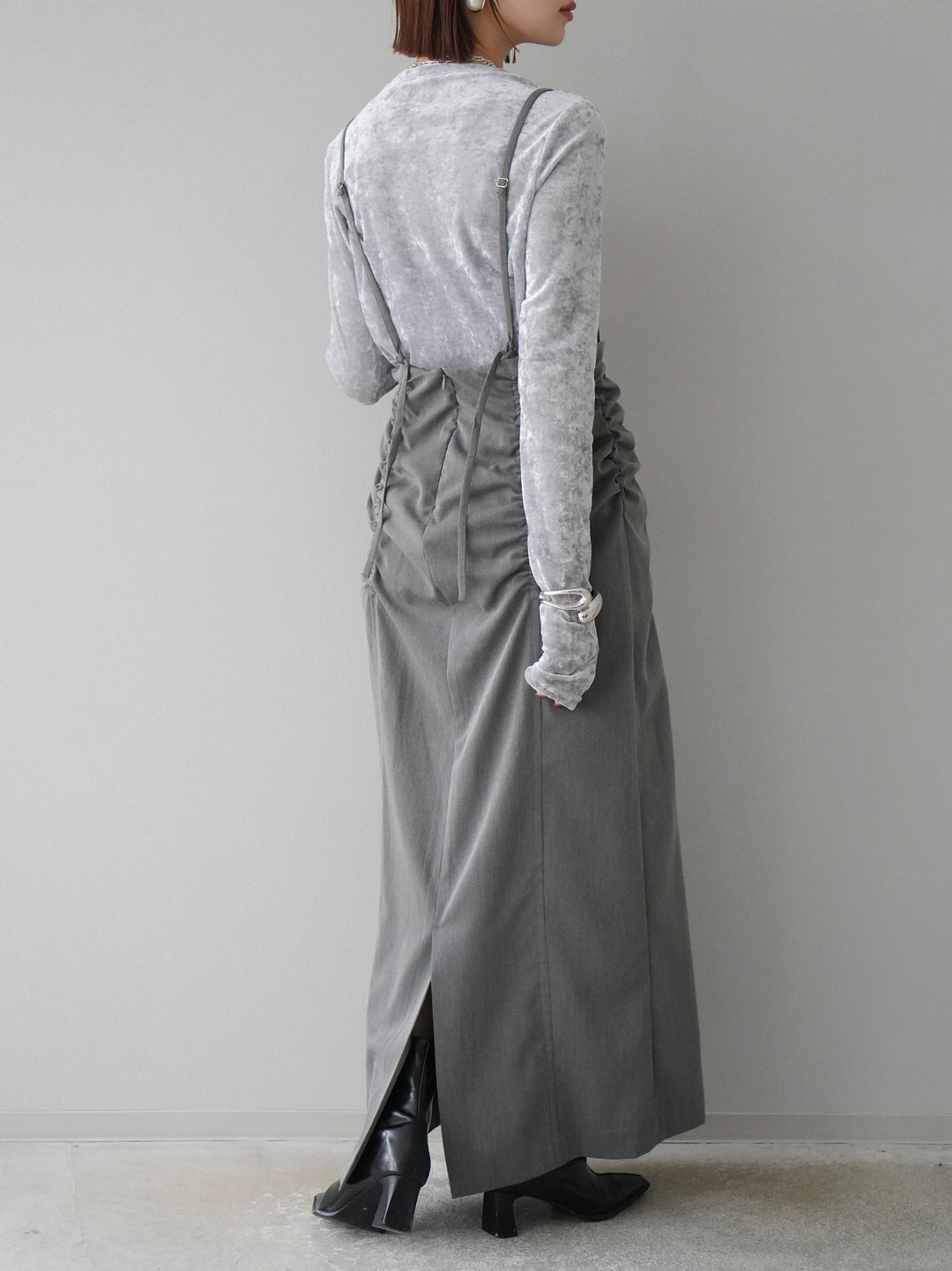 【預購】褶皺吊帶裙/炭灰